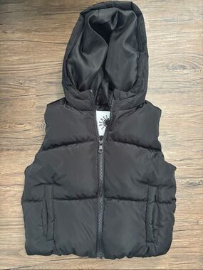 Girls cropped puffer vest
